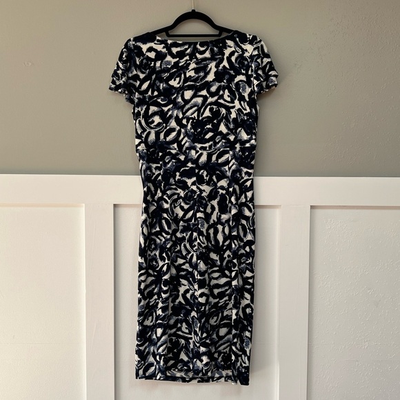 Lauren Ralph Lauren Abstract Print Ruched Faux Wrap Jersey Dress - Picture 6 of 6